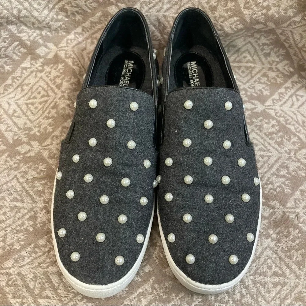 MICHAEL KORS Sz 8.5 Canvass Pearl Studded Rubber Sole Slip On Sneakers Shoes - Picture 2 of 10